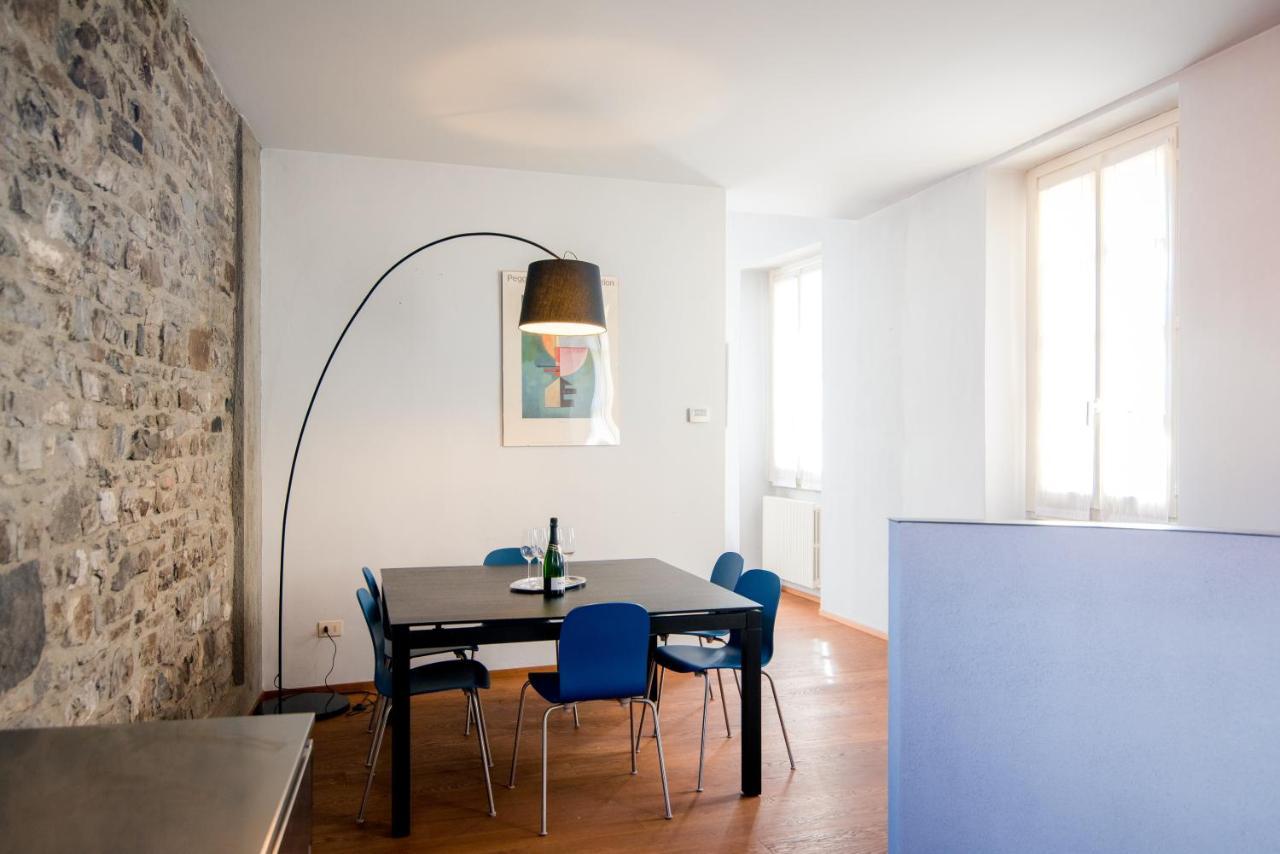 Antica Via Volta - The House Of Travelers Apartment Комо Екстериор снимка