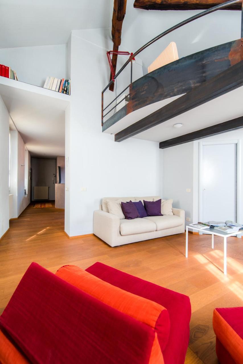 Antica Via Volta - The House Of Travelers Apartment Комо Екстериор снимка